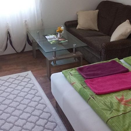 Omar & Una Apartmani Біхач Екстер'єр фото